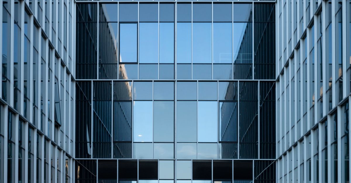 Commercial building in Lahore with fire protection systems