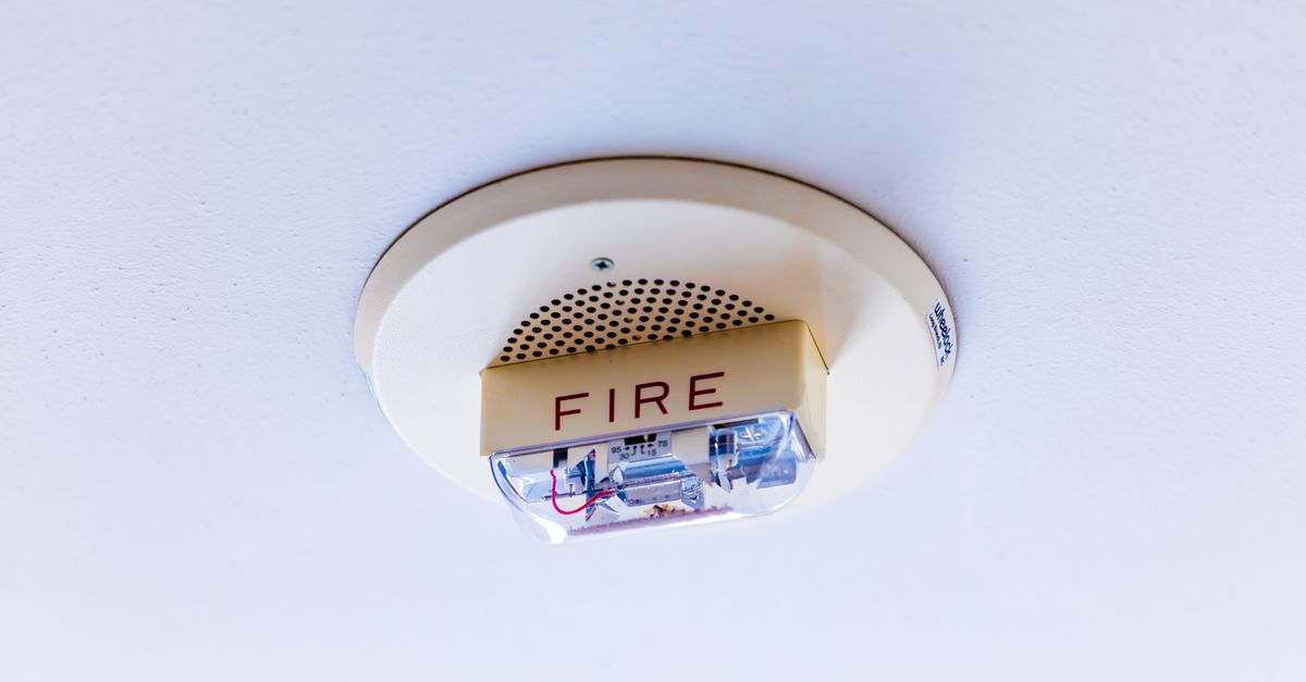 Ceiling detector installation